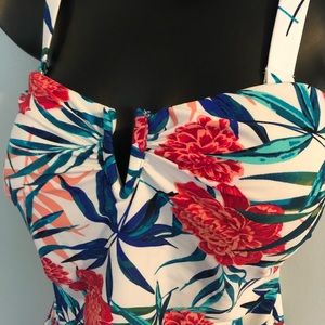 Floral One Piece Swimsuit With Removable Straps